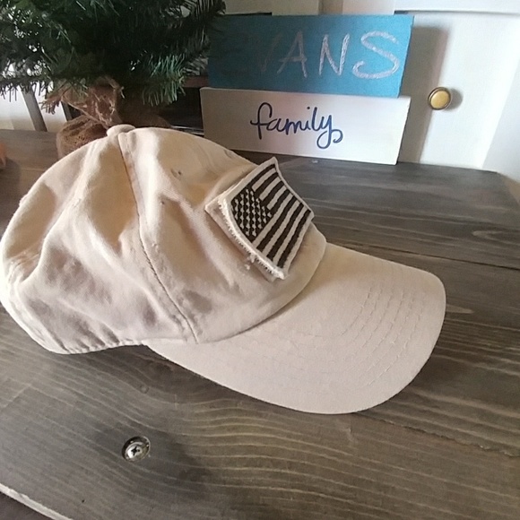 Hat - Picture 3 of 3